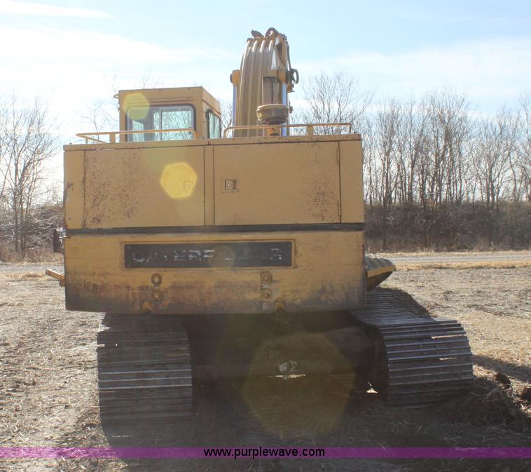image for item F3390 1984 Caterpillar 225 LC excavator