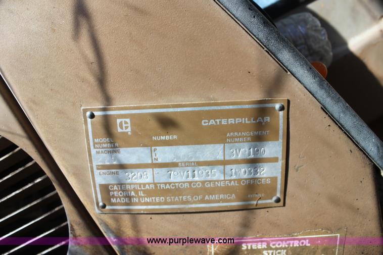 image for item F3390 1984 Caterpillar 225 LC excavator
