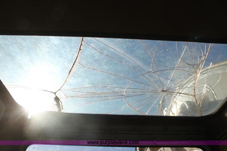 image for item F3390 1984 Caterpillar 225 LC excavator