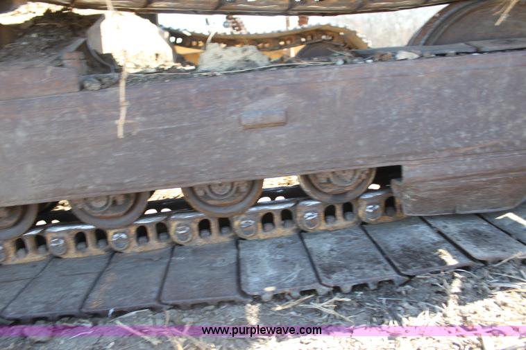 image for item F3390 1984 Caterpillar 225 LC excavator