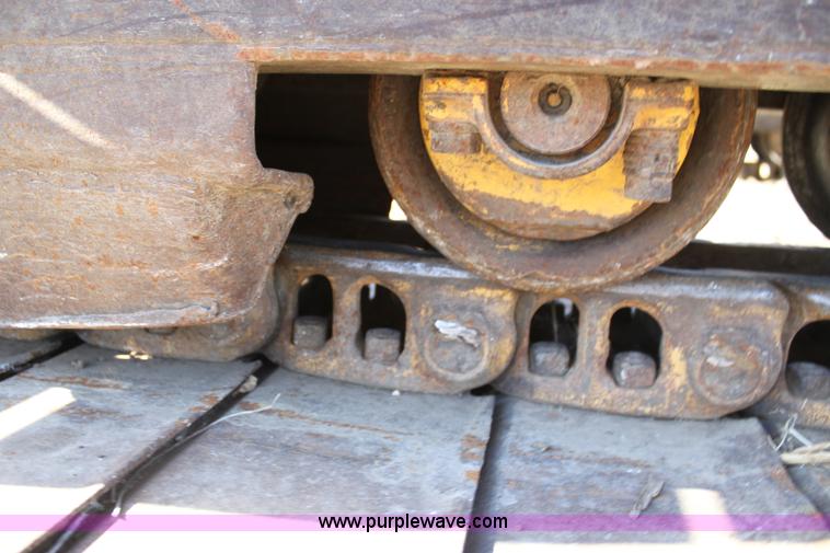 image for item F3390 1984 Caterpillar 225 LC excavator