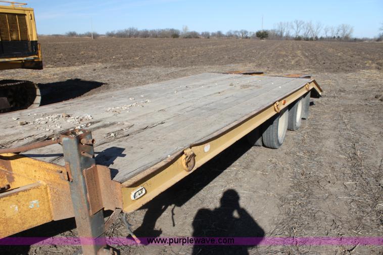 image for item F3391 1992 Belshe flatbed equipment trailer