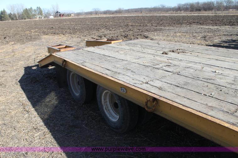 image for item F3391 1992 Belshe flatbed equipment trailer