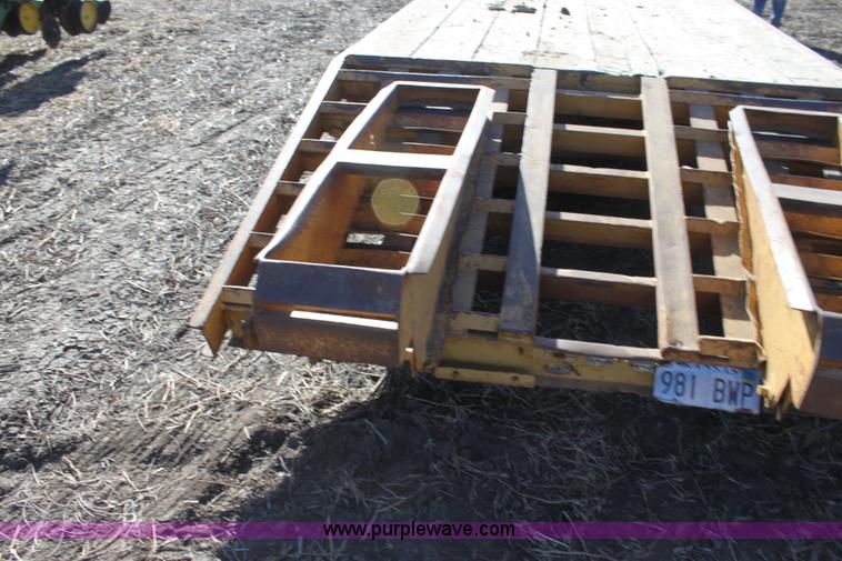image for item F3391 1992 Belshe flatbed equipment trailer