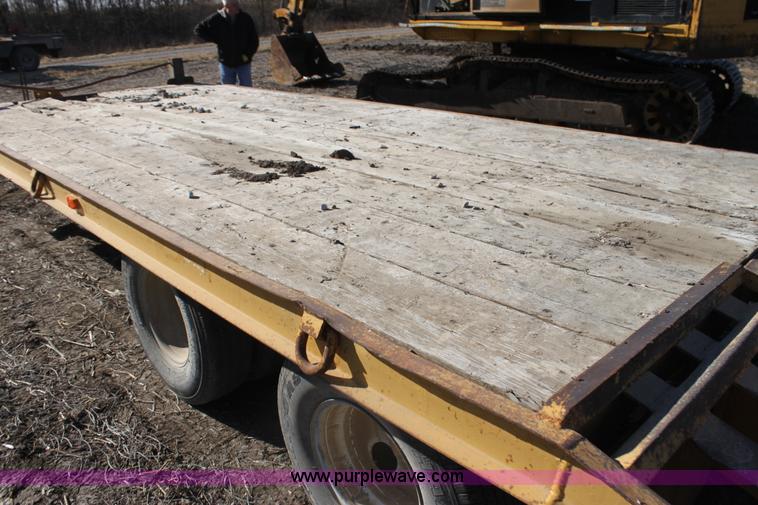 image for item F3391 1992 Belshe flatbed equipment trailer