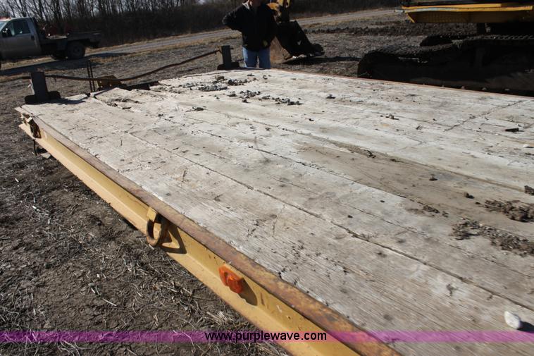 image for item F3391 1992 Belshe flatbed equipment trailer