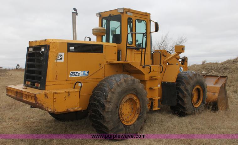 image for item F3400 1994 Kawasaki 90Z III wheel loader