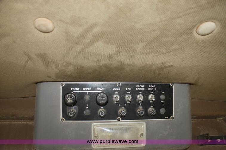 image for item F3400 1994 Kawasaki 90Z III wheel loader