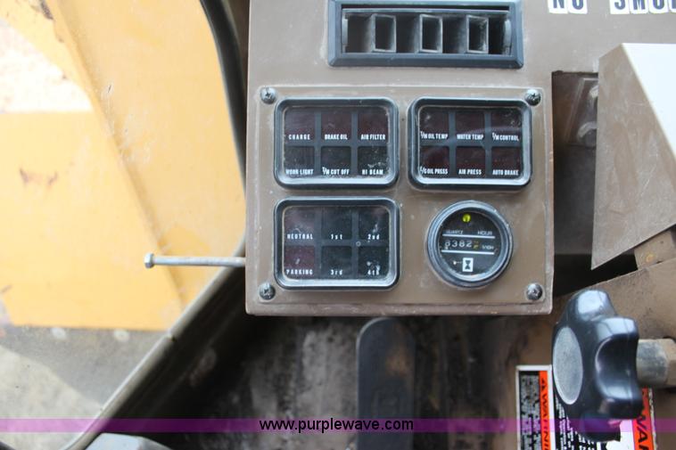 image for item F3400 1994 Kawasaki 90Z III wheel loader