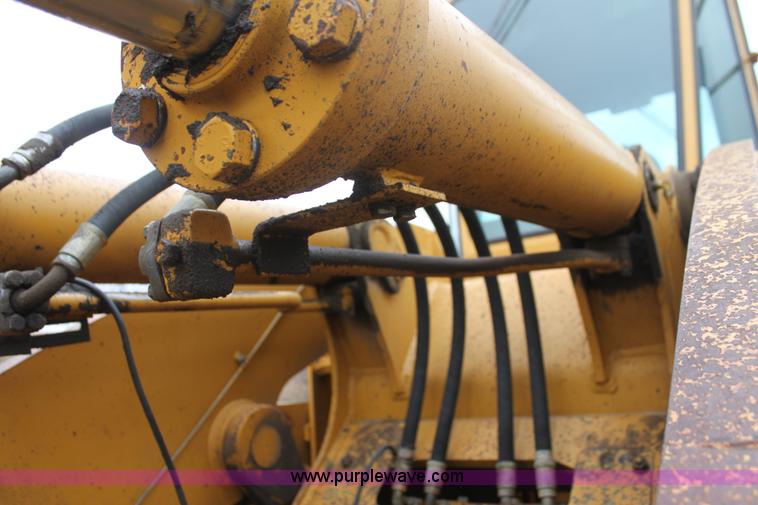 image for item F3400 1994 Kawasaki 90Z III wheel loader