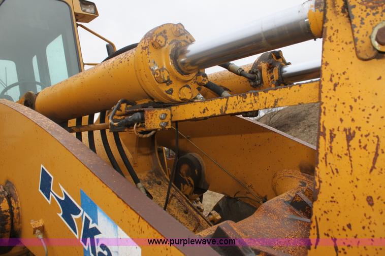 image for item F3400 1994 Kawasaki 90Z III wheel loader