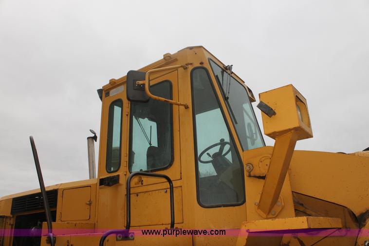 image for item F3400 1994 Kawasaki 90Z III wheel loader
