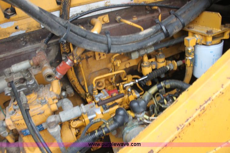 image for item F3400 1994 Kawasaki 90Z III wheel loader