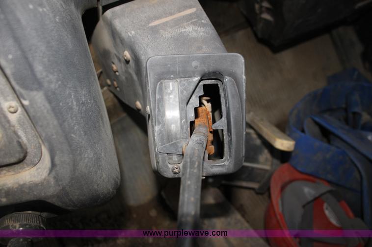 image for item F3401 1989 Ford LT8000 water truck