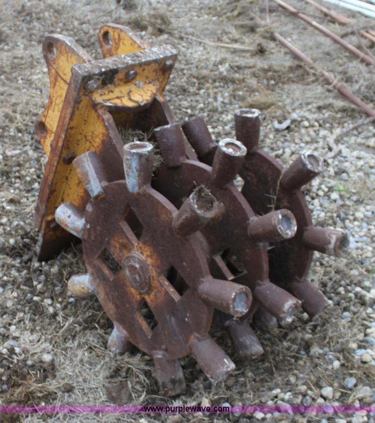 image for item F3402 American Compaction 24" compactor