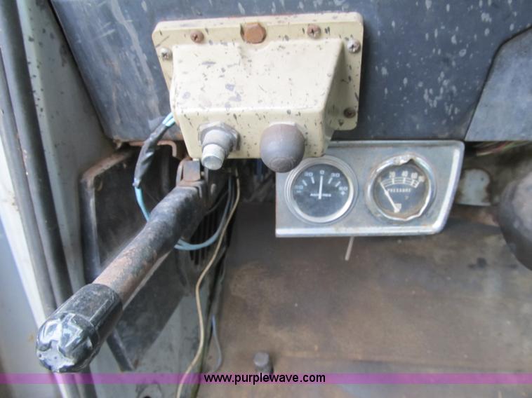 image for item F8893 1977 Dodge 500 flatbed truck