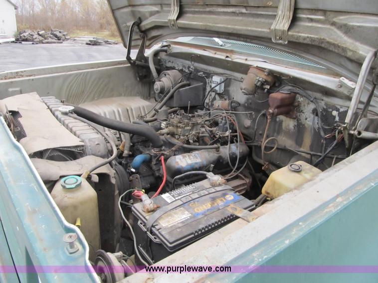 image for item F8893 1977 Dodge 500 flatbed truck