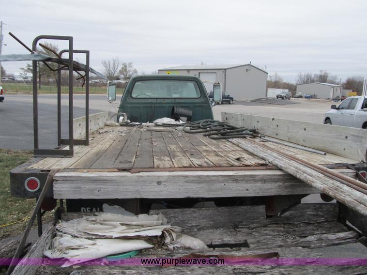 image for item F8893 1977 Dodge 500 flatbed truck