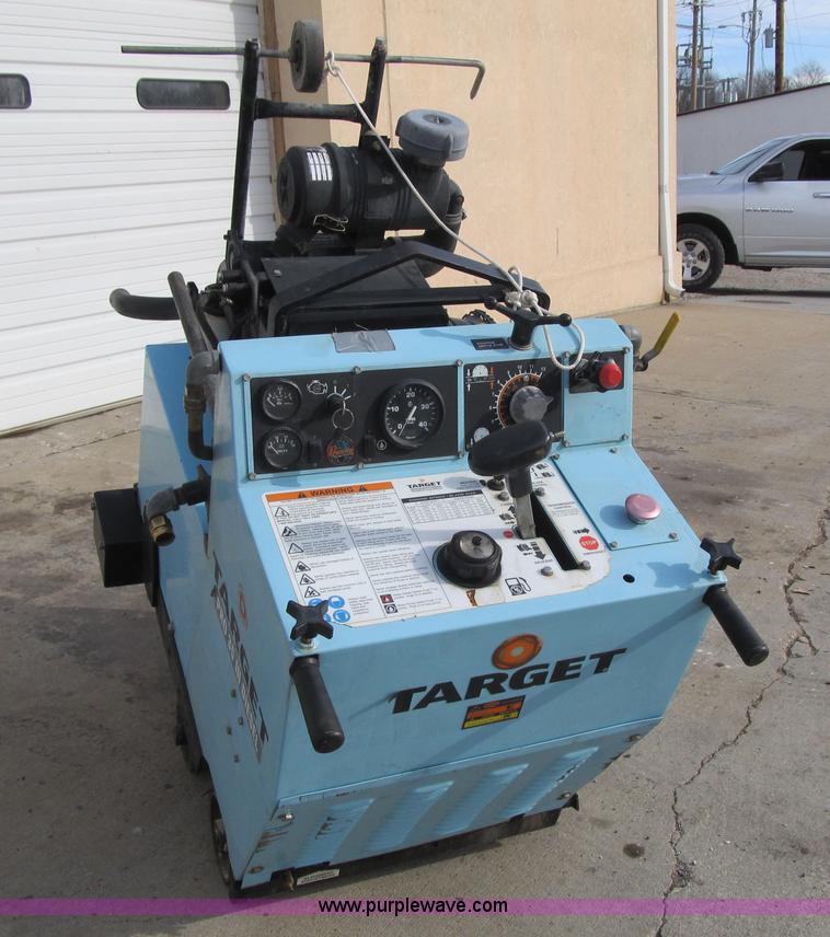 image for item F8906 2001 Target 265 Pro 35 III walk-behind concrete saw