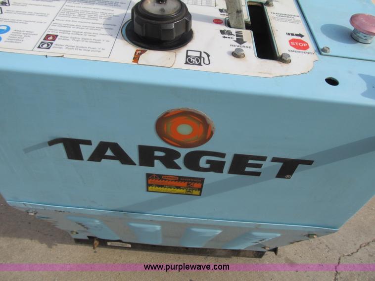 image for item F8906 2001 Target 265 Pro 35 III walk-behind concrete saw