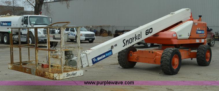 image for item F8914 2007 Snorkel TB60 boom lift