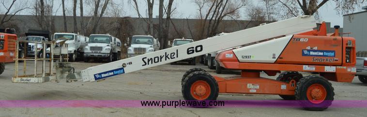 image for item F8914 2007 Snorkel TB60 boom lift