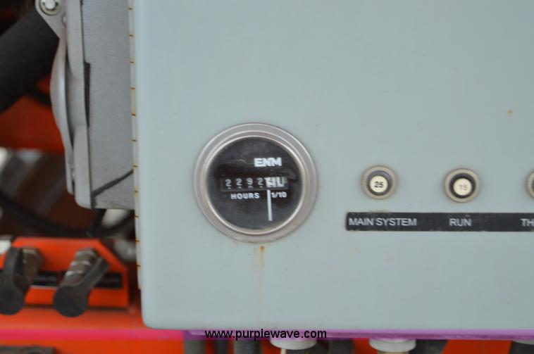 image for item F8914 2007 Snorkel TB60 boom lift