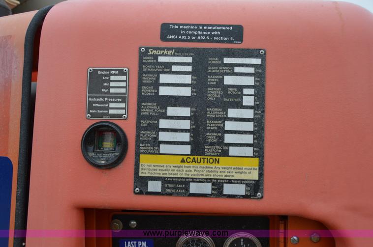 image for item F8916 2007 Snorkel TB80 boom lift