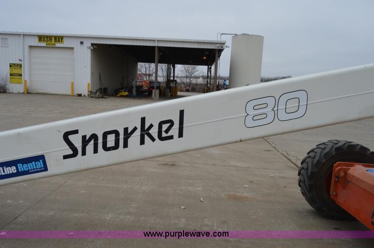 image for item F8916 2007 Snorkel TB80 boom lift
