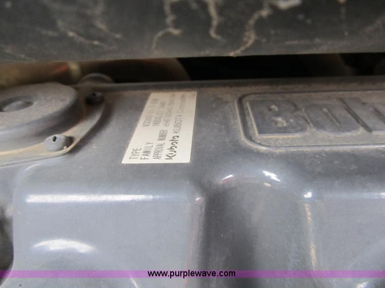 image for item F8929 2002 Bobcat S250 skid steer