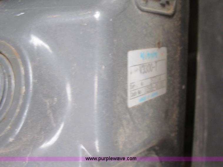 image for item F8929 2002 Bobcat S250 skid steer