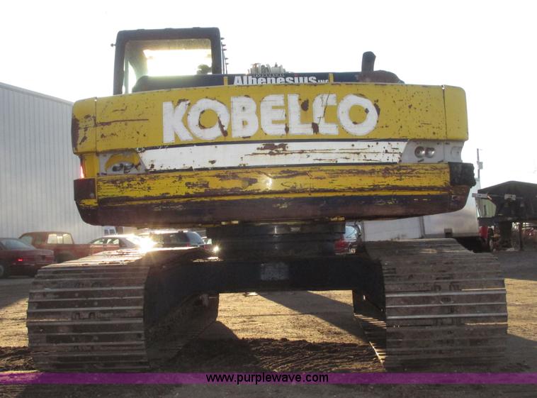 image for item G9858 1992 Kobelco SK200LC Mark III excavator