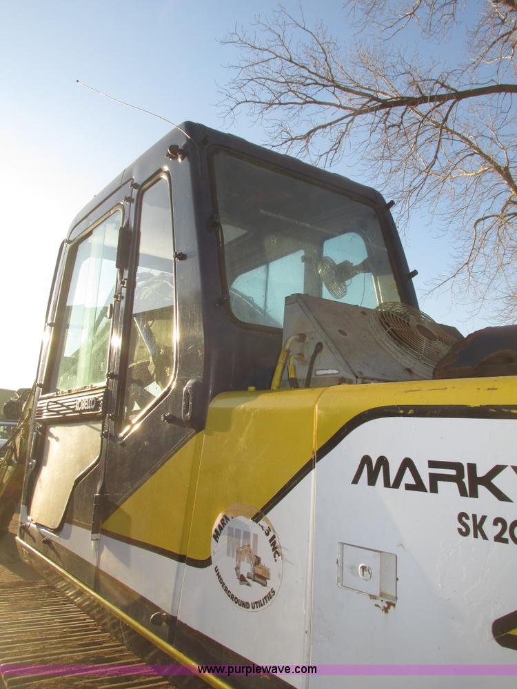 image for item G9858 1992 Kobelco SK200LC Mark III excavator