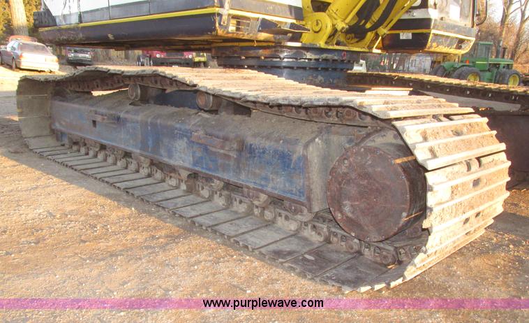 image for item G9858 1992 Kobelco SK200LC Mark III excavator