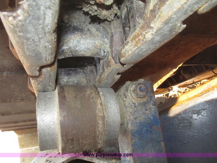 image for item G9858 1992 Kobelco SK200LC Mark III excavator