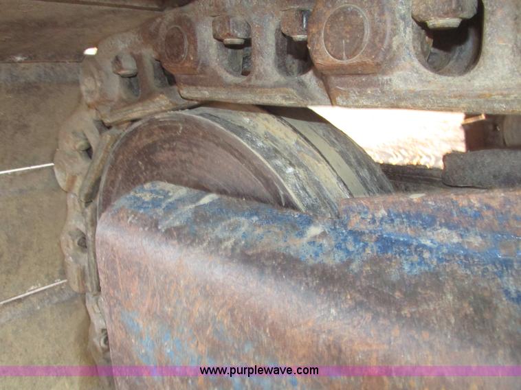 image for item G9858 1992 Kobelco SK200LC Mark III excavator