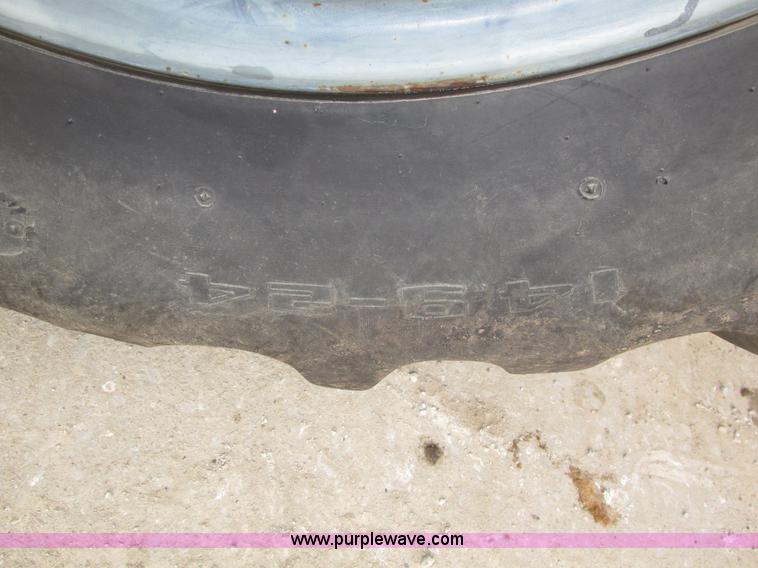 image for item G9879 2004 Hamm 3307P articulated pad foot roller