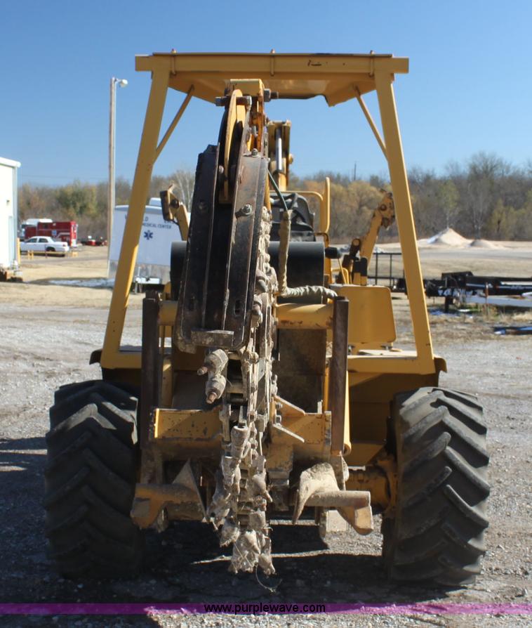 image for item H2011 1993 Vermeer V8050 trencher