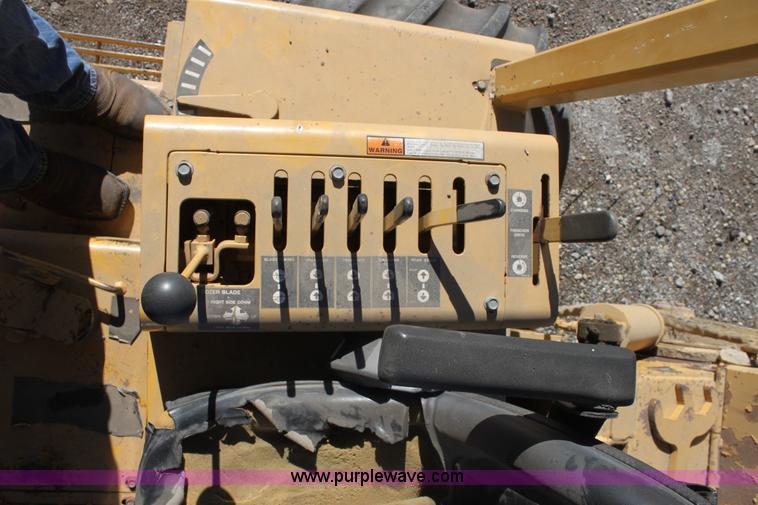 image for item H2011 1993 Vermeer V8050 trencher