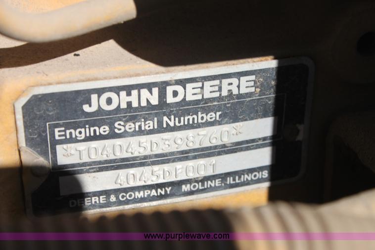 image for item H2011 1993 Vermeer V8050 trencher