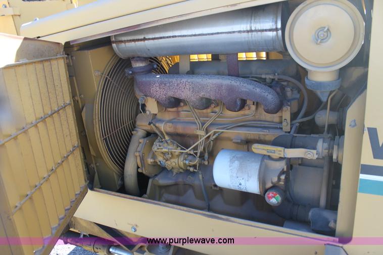 image for item H2011 1993 Vermeer V8050 trencher