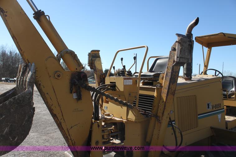 image for item H2011 1993 Vermeer V8050 trencher