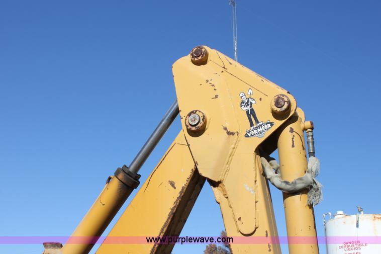 image for item H2011 1993 Vermeer V8050 trencher
