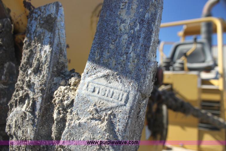 image for item H2011 1993 Vermeer V8050 trencher