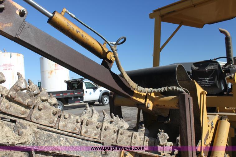 image for item H2011 1993 Vermeer V8050 trencher