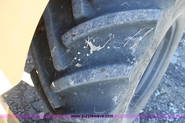 image for item H2011 1993 Vermeer V8050 trencher