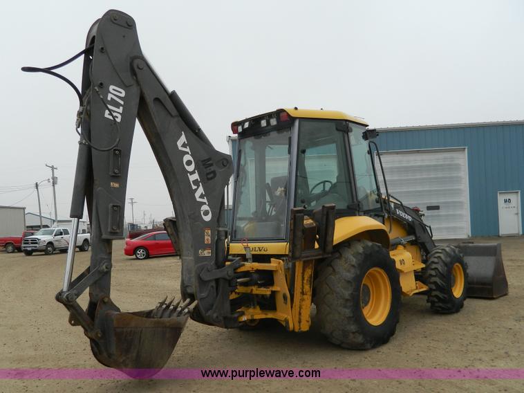 image for item H2308 2004 Volvo BL70 backhoe