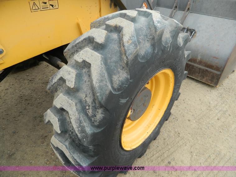 image for item H2308 2004 Volvo BL70 backhoe