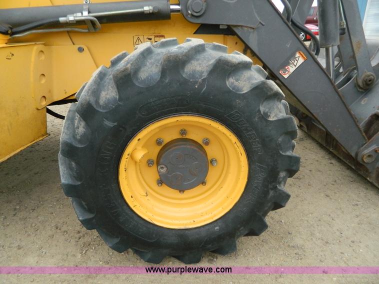 image for item H2308 2004 Volvo BL70 backhoe
