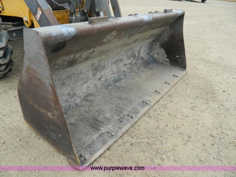 image for item H2308 2004 Volvo BL70 backhoe